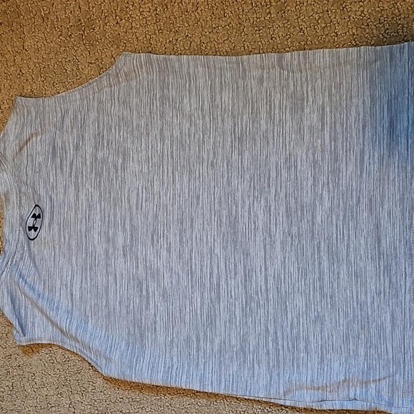 UNDER ARMOUR 4 LOT EUC BOYS 1 SHORT SET 3 SHIRTS - Picture 9 of 14